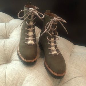 Indigo rd boots size 7
